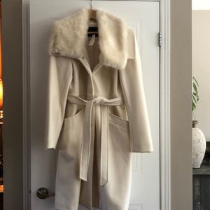 Long wool coat with faux fur collar